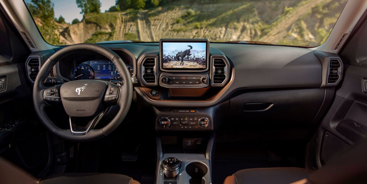 Pantalla Táctil, Sistema de Sonido y Conectividad de Ford Bronco Sport 2022 Camioneta Todoterreno