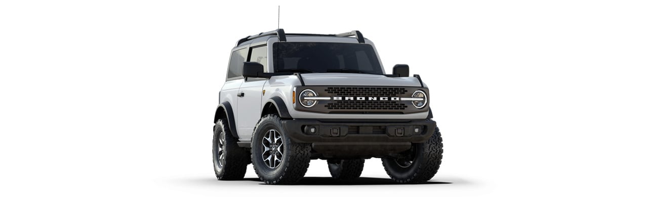 Diseño Exterior de Camioneta SUV Todoterreno Ford Bronco 2023 en Color Blanco Tundra