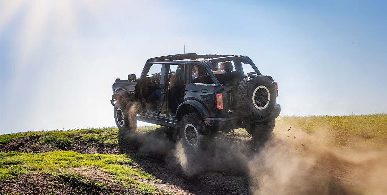 Ford Bronco 2025, SUV Todoterreno de Gran Potencia y Equipamiento para Rutas Off-Road
