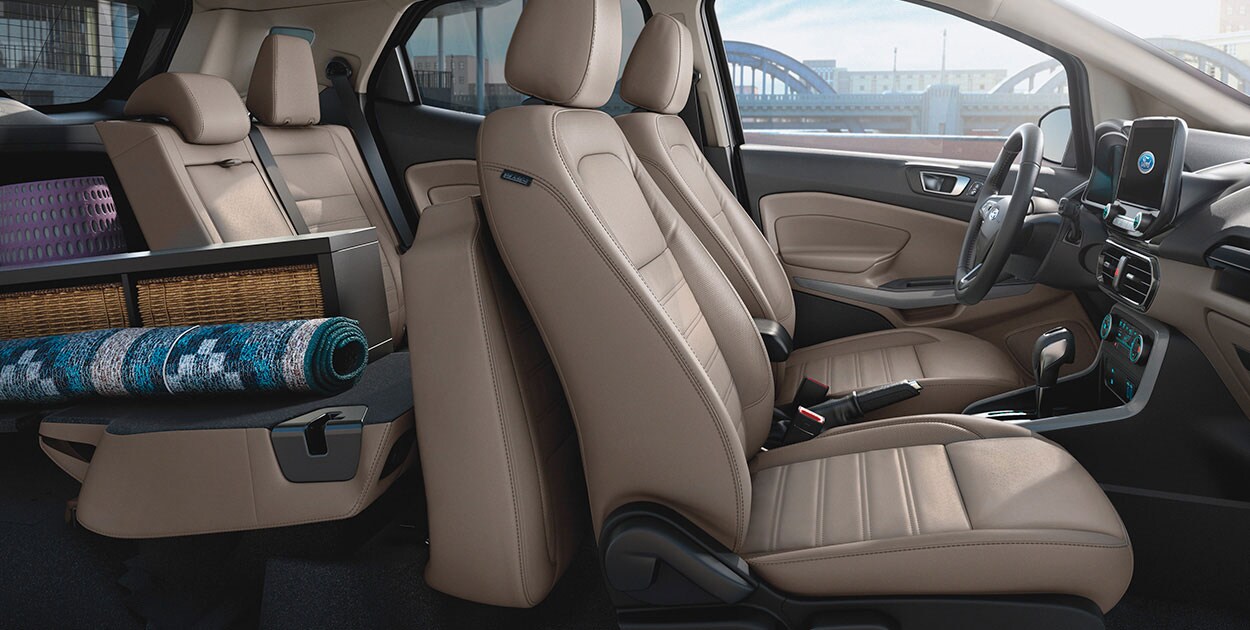 Con los asientos abatibles de Ford EcoSport 2021 configura el espacio interior