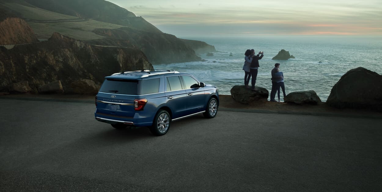 Equipamiento Tecnológico de Camioneta SUV Familiar Ford Expedition 2022