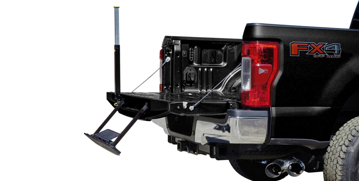 Ford F-250 Super Duty 2022 incluye un escalón de acceso al área de Carga