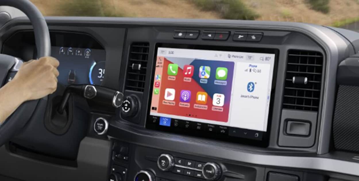 Ford Super Duty F-250 2025, Camioneta equipada con pantalla de 12 pulgadas y SYNC4