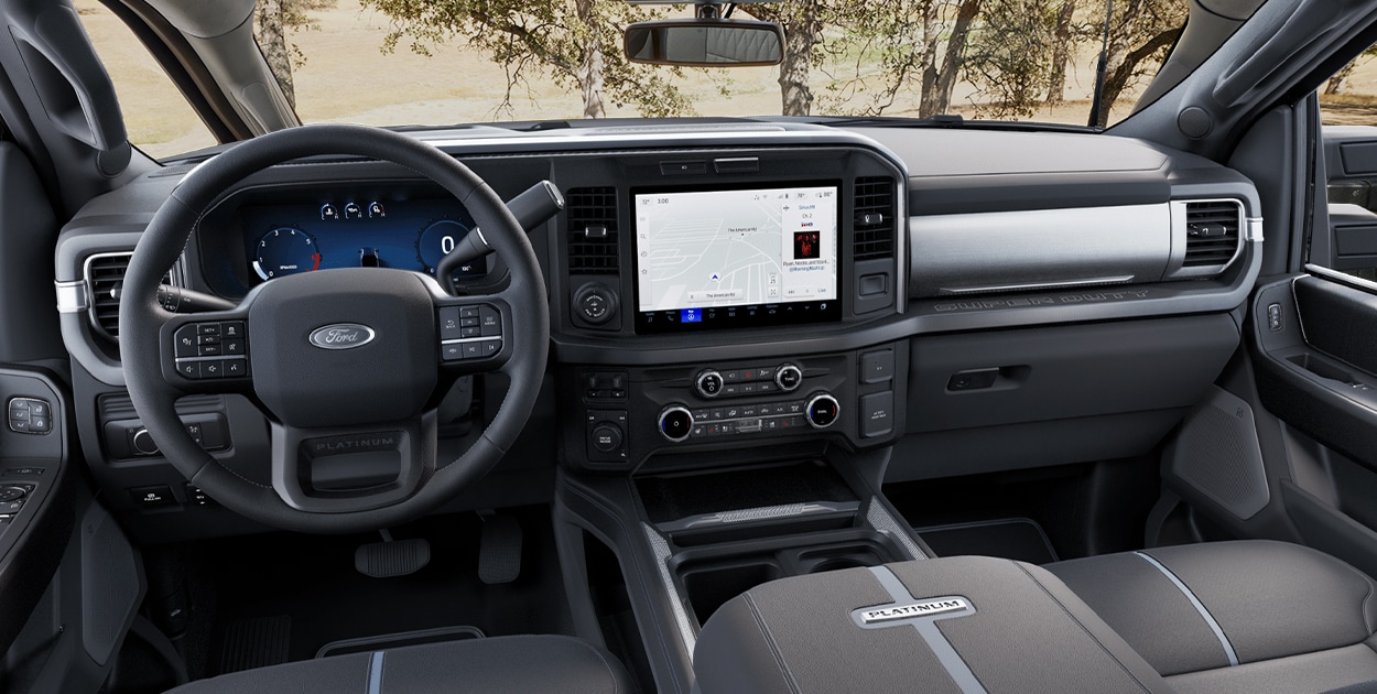 Comodidad y Lujo al interior de Ford Super Duty F-250 2025, Pickup de Gran Equipamiento