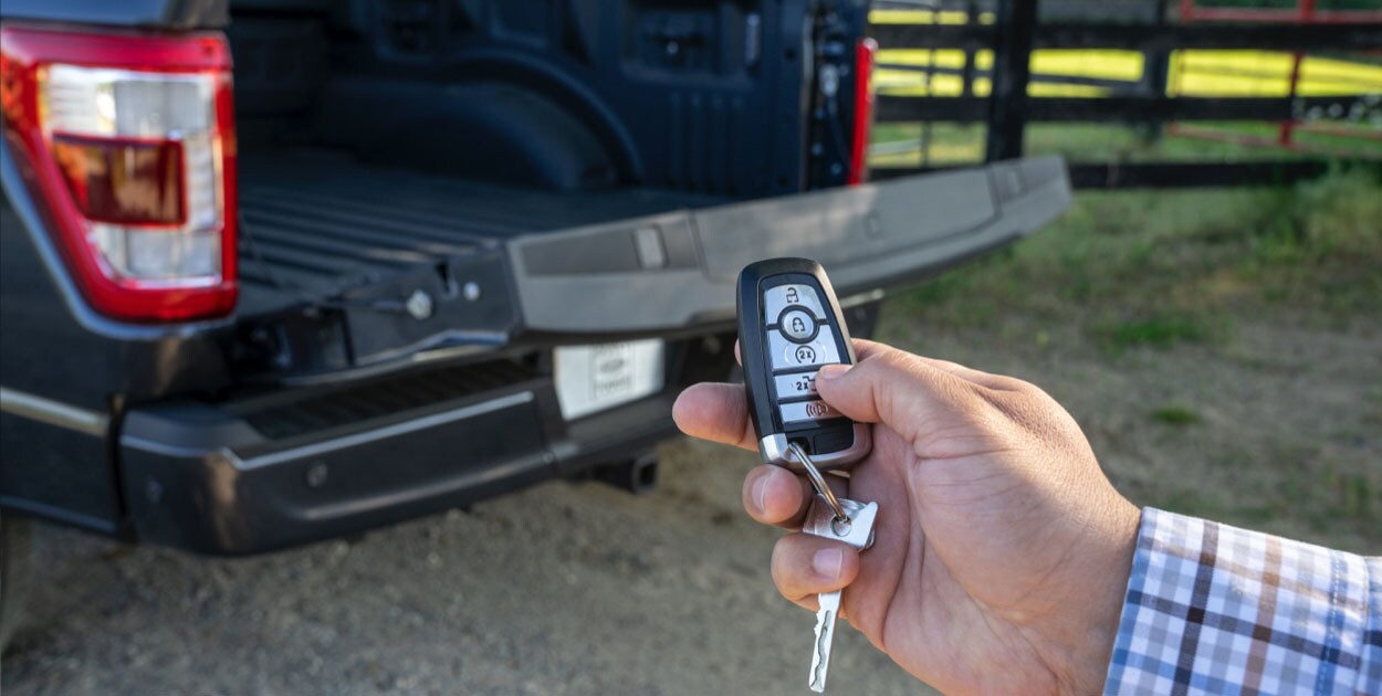 Potencia y Capacidad de Arrastre de Camioneta Pickup Ford Lobo Híbrida 2022