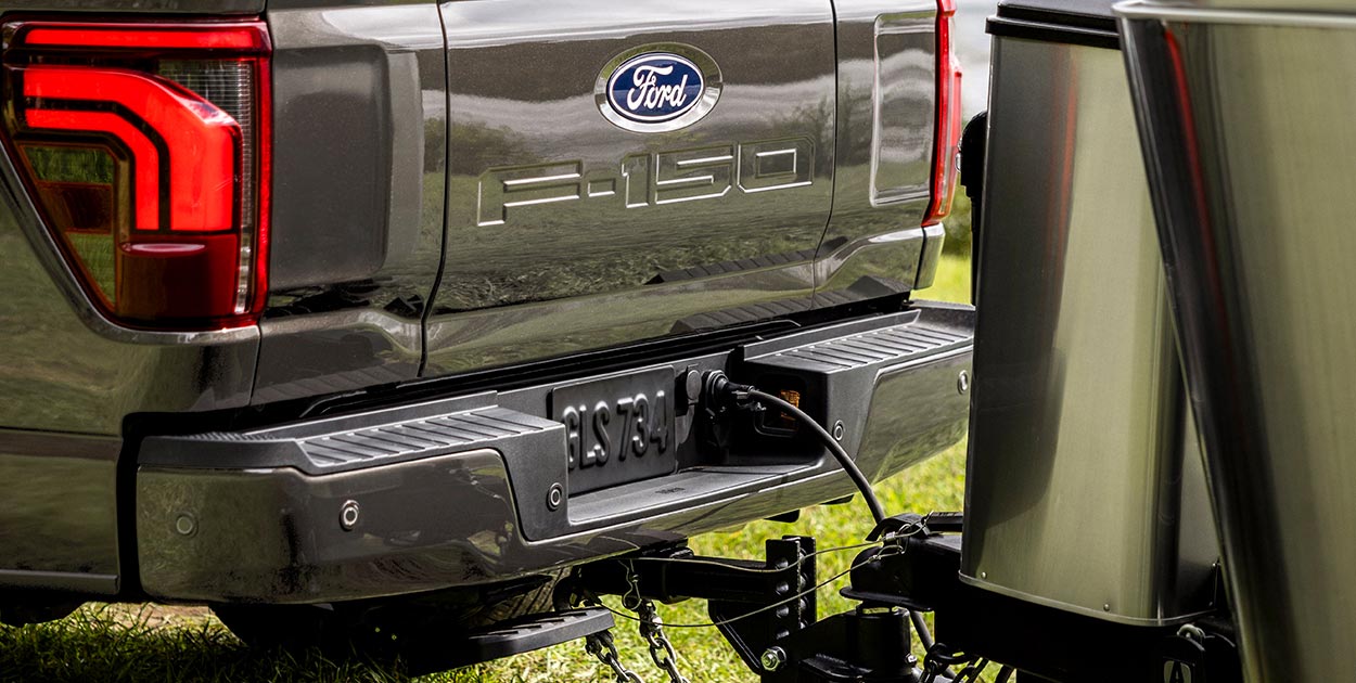 Asistencia de Estacionado de Remolque, Tecnología equipada en Ford Lobo Platinum Plus HEV 2025