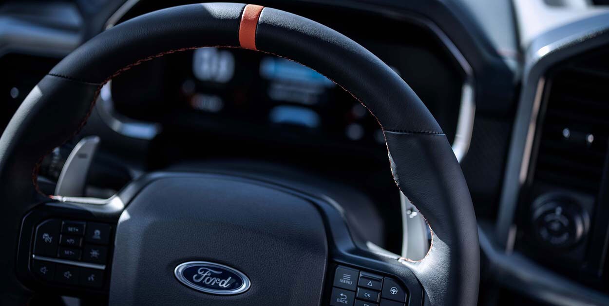 Ford Lobo Raptor 2022, equipada con sistema de conducción 1 pedal que acelera y frena