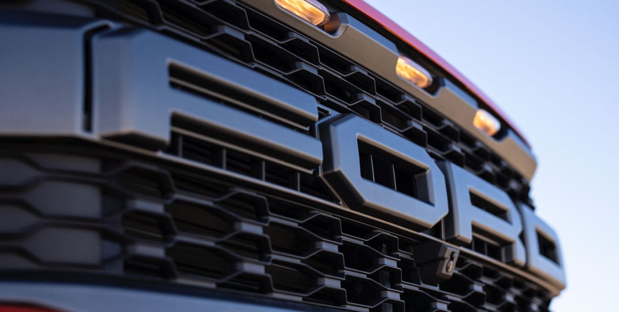 Diseño Todoterreno de Parrilla y Fascia de Camioneta Pickup Ford Lobo Raptor 2022