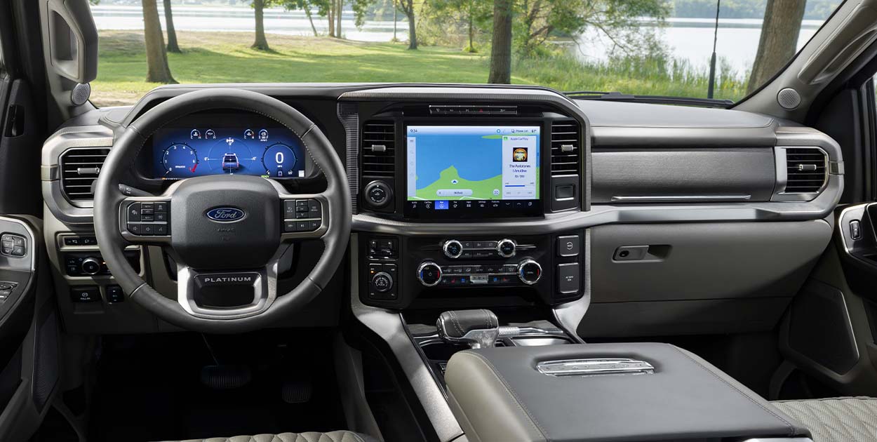 Pantalla de 12 Pulgadas y Cluster digital equipados en la Pickup Ford Lobo 2025
