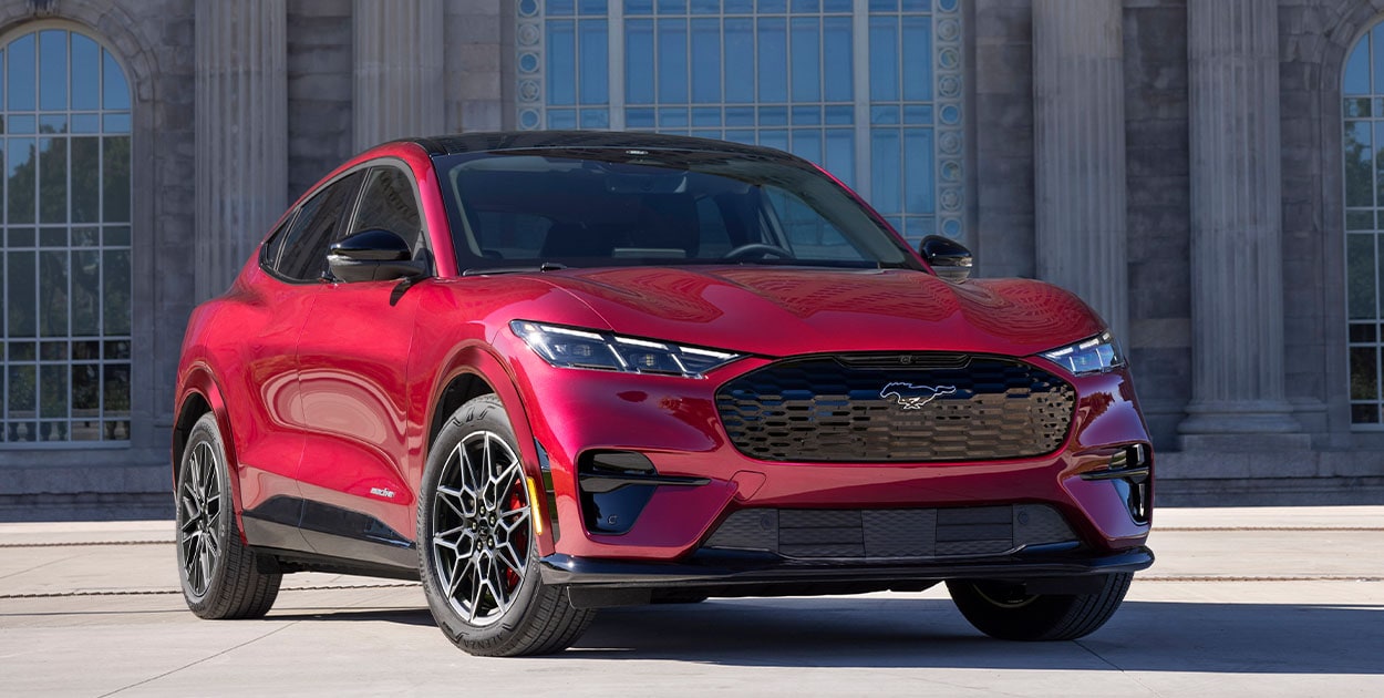 Descubre la Camioneta SUV Eléctrica Hecha en México Ford Mustang MachE 2025