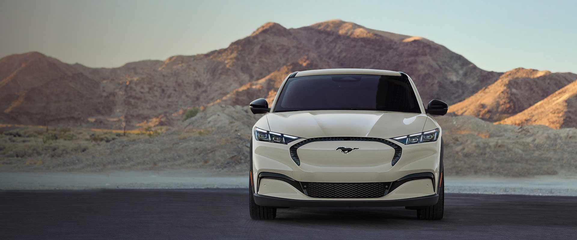 Ford Mustang Mach-E 2026, Camioneta SUV Eléctrica de Gran Autonomía y Desempeño