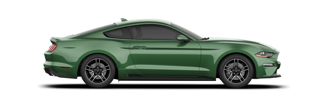 Potente Auto Deportivo Ford Mustang 2022, con diseño Aerodinámico en Color Verde Esmeralda