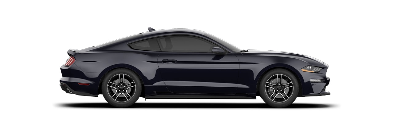 Enamórate del diseño del Auto Deportivo Ford Mustang 2023 en color Negro Ocaso