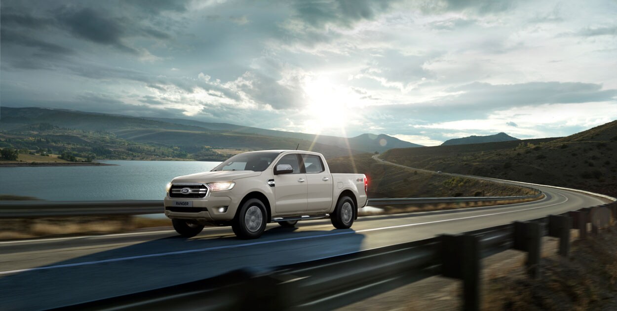 Ford Ranger 2022 con tecnología de dirección eléctrica asistida: asistencia de manejo de Seguridad