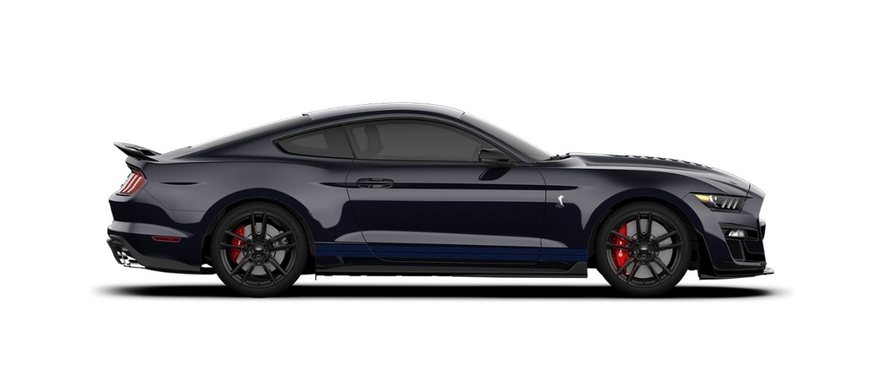 Mustang Shelby GT500 2021 Franjas Azules el Street Legal Más Potente de Ford color Negro Ocaso 
