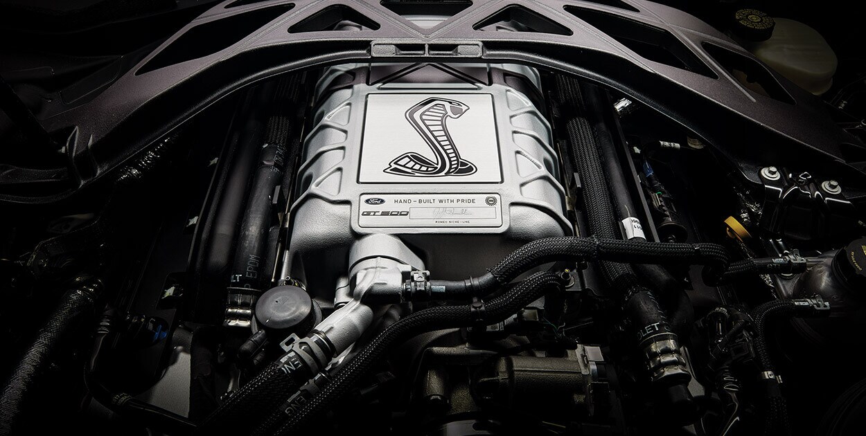 Conoce el Motor 5.2 Litros Supercargado V8 de 760 Caballos de Fuerza