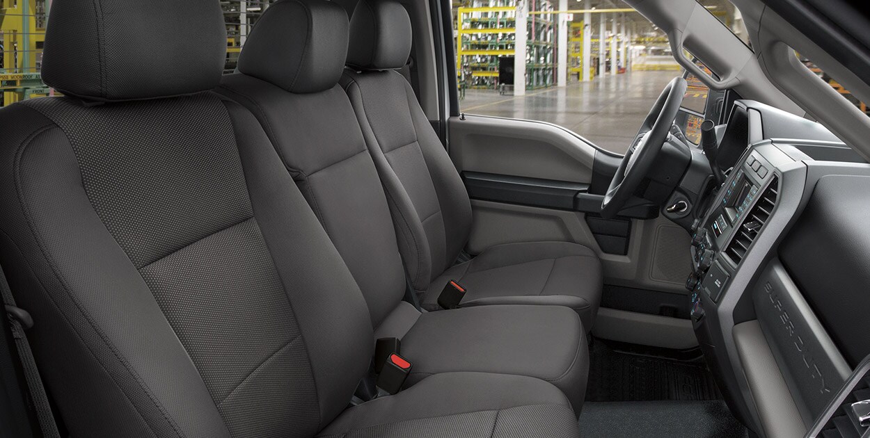 Ford Super Duty Chasis 2021 ofrece un espacio optimizado y durable para las largas jornadas