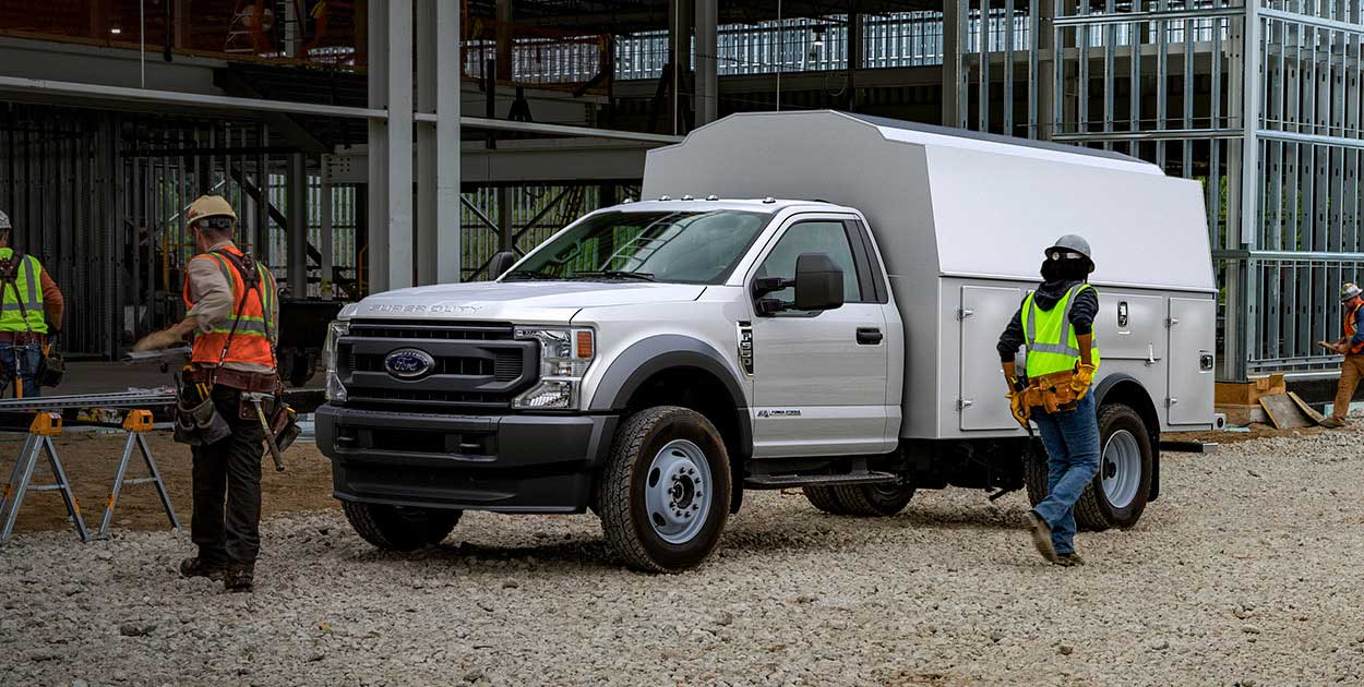 Ford Super Duty Chasis 2021 es el camión ideal para el trabajo pesado