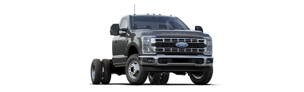 Ford Super Duty Chasis 2026, Versiones F350, F450 y F550 Disponible en color Gris Carbono