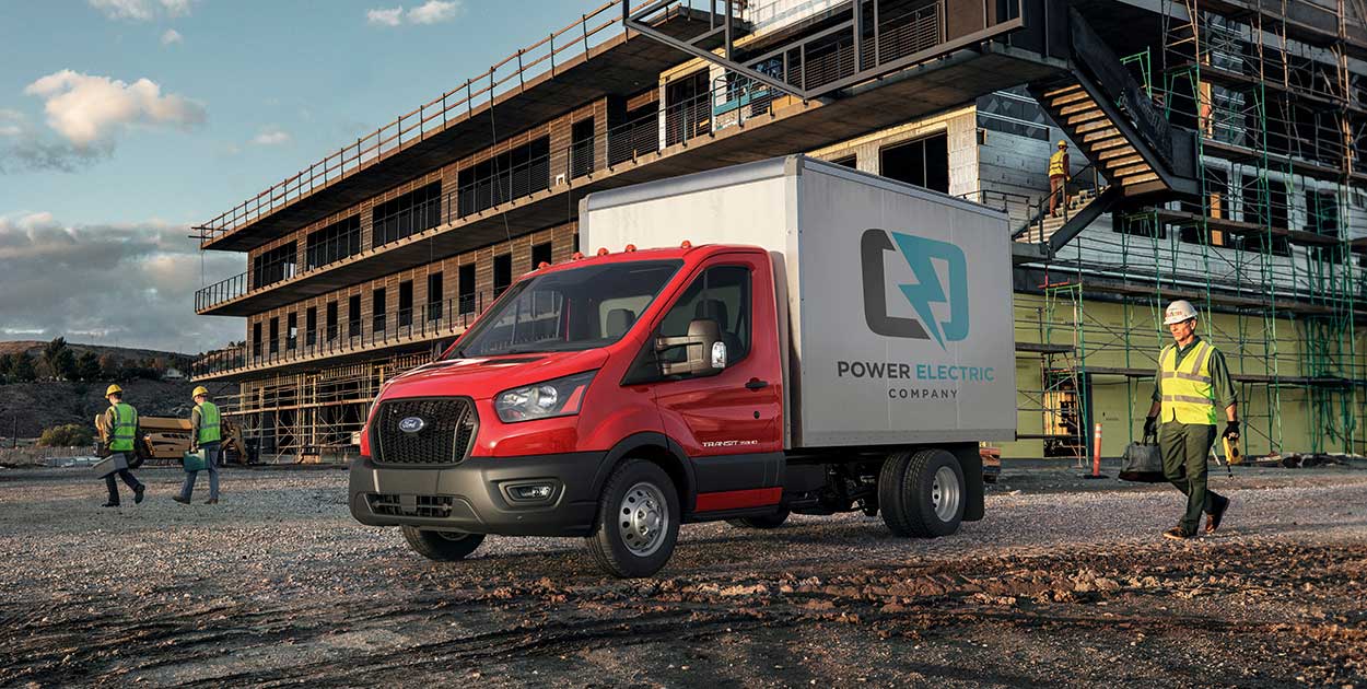 El amplio espacio adaptable de Ford Transit Chasis 2026 brinda la máxima versatilidad