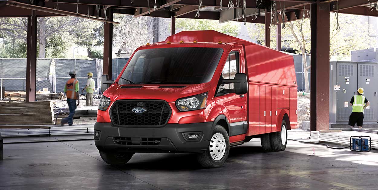 Descubre Ford Transit Chasis 2026, Camión de Trabajo que puedes adecuar a tus necesidades