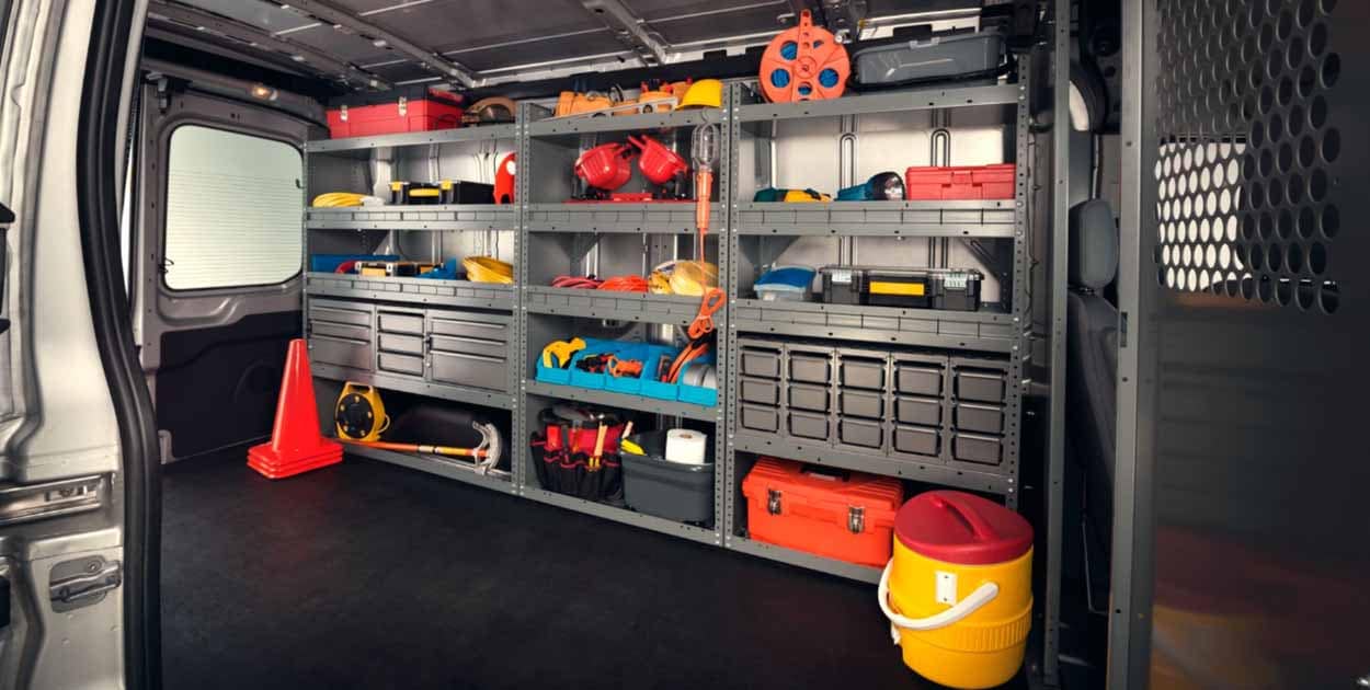 La Van Eléctrica Ford E-Transit 2026 te permite adaptar tu Vehículo Comercial a tu Negocio