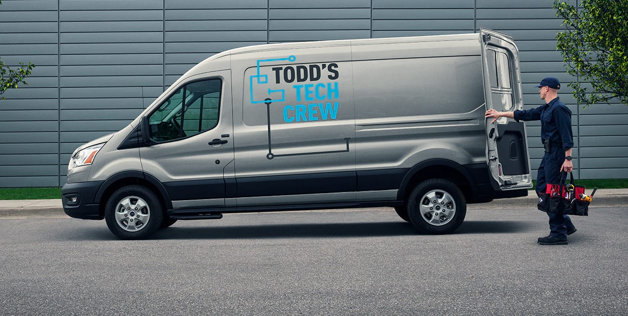 Convierte la Camioneta Ford Transit Van 2021 para cubrir las necesidades de tu Empresa