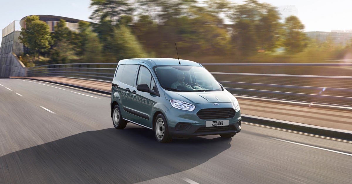 Transit Courier 2023 Van Compacta Ford México