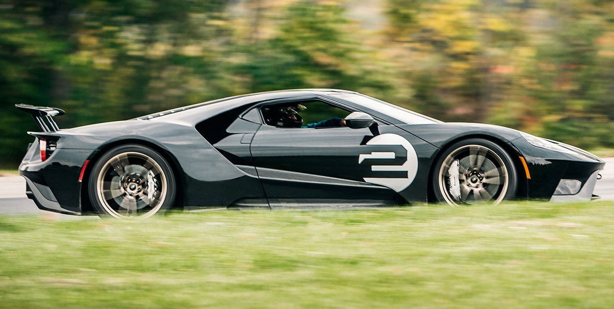 Ford GT, el mítico auto deportivo de Ford Performance cuenta con una suspensión de brazos largos