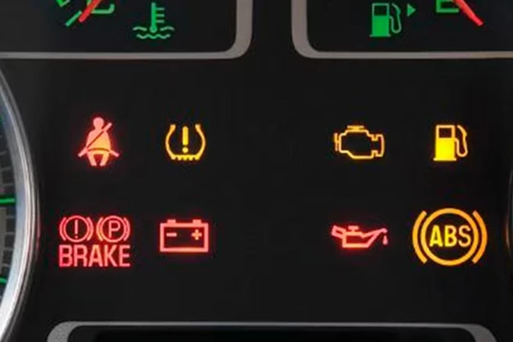 Esquema técnico que detalla el funcionamiento del sistema ESP en la seguridad de tu Ford