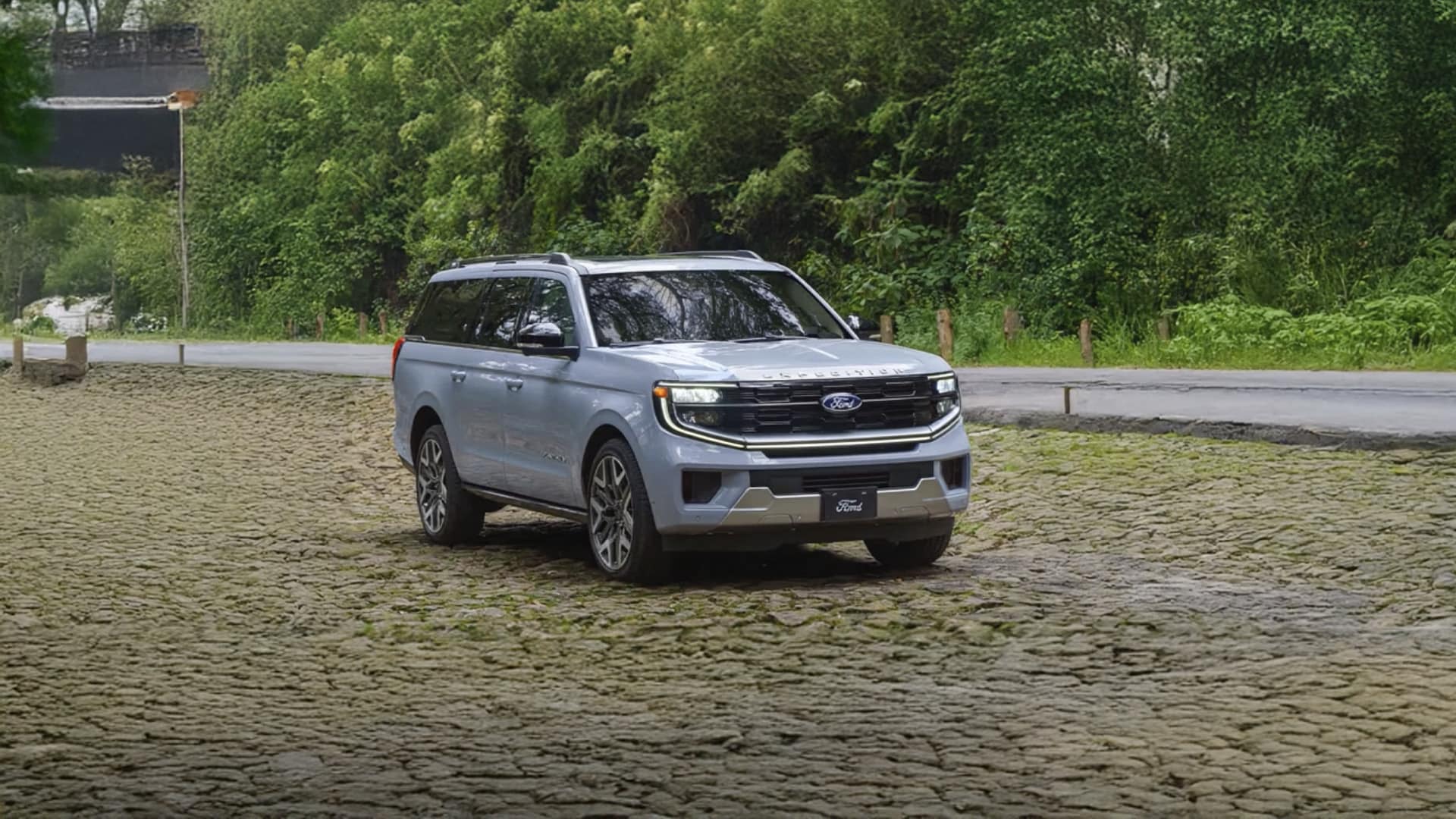 Ford Expedition 2027, SUV grande con Modos de Manejo para ir a la aventura con la familia