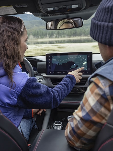 Explora la tecnología de alta gama de Ford Explorer 2027 SUV con innovación y conectividad