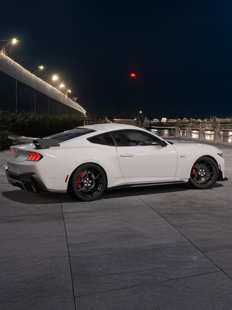 Track Pack disponible como equipamiento opcional para Ford Mustang Dark Horse SC 2026