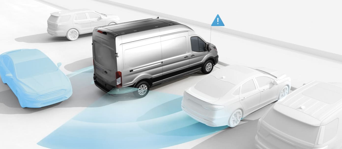Ford E-Transit 2027 equipa asistencias que ayudan a mejorar la seguridad al conducir
