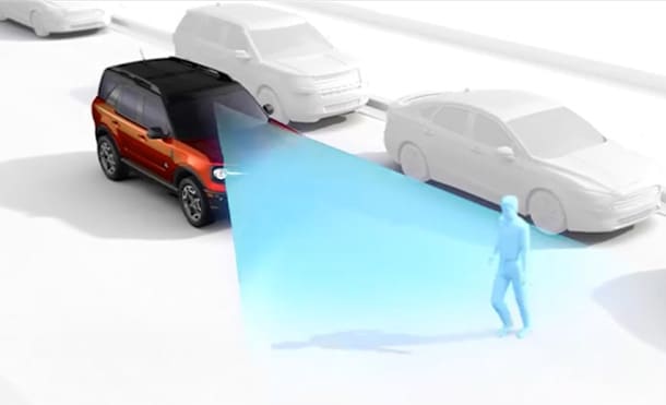 Asistencia de Pre-Colisión con Frenado de Emergencia Automático