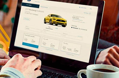 Descubre cómo puedes compartir tu crédito Ford con un amigo, familiar o con tu pareja