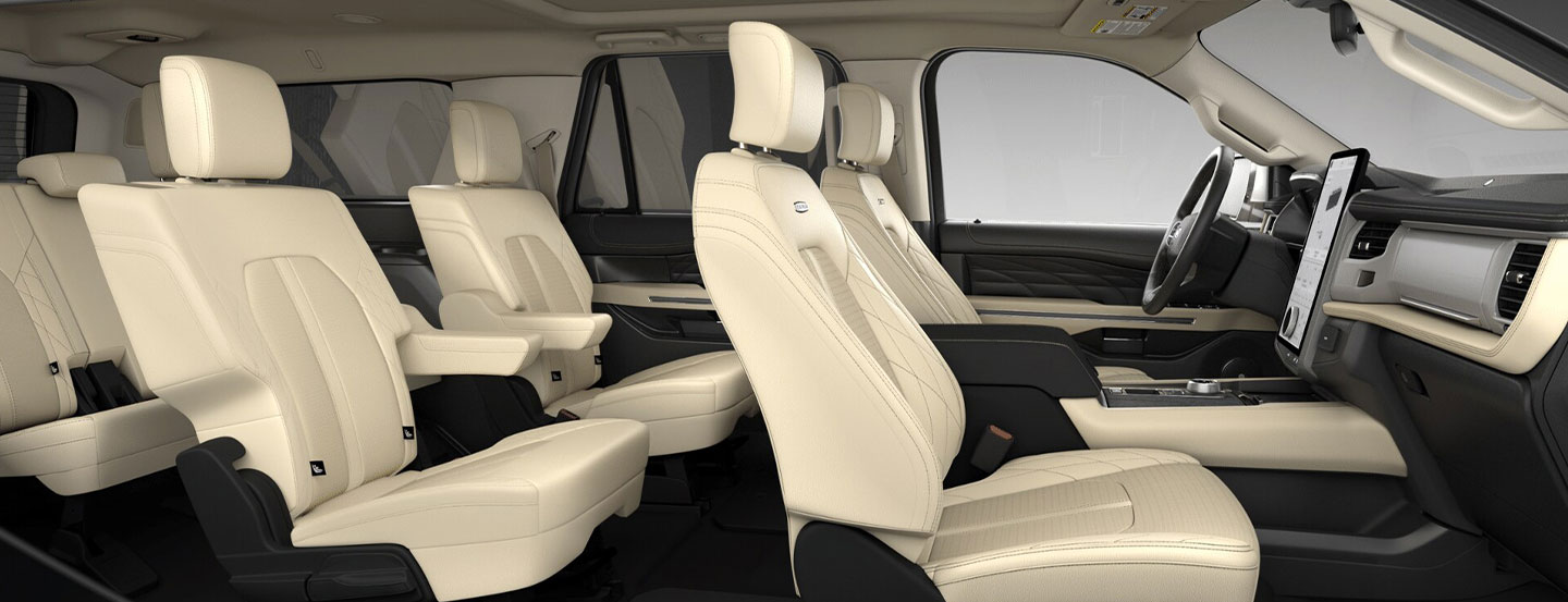 Vestiduras en Piel Color Arena Claro en Diseño Interior de Camioneta SUV Familiar Ford Expedition 2024