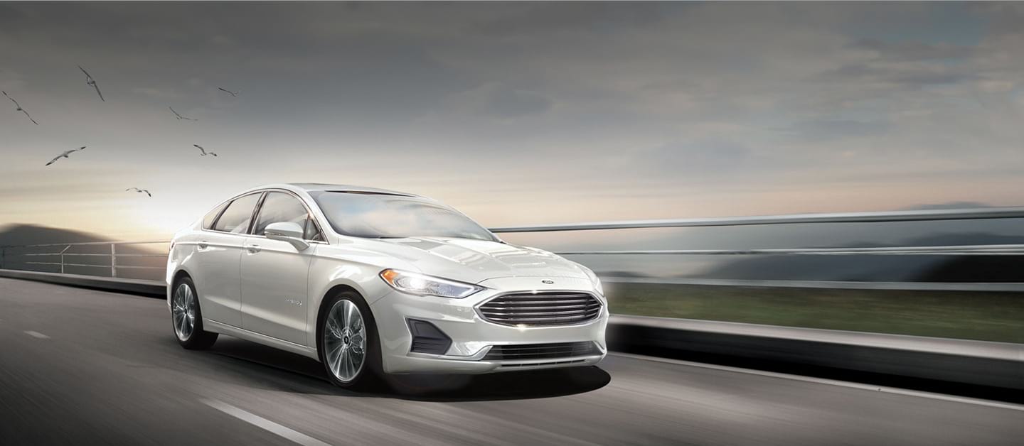 Ford Fusion Híbrido, auto sedán con confort y tecnología