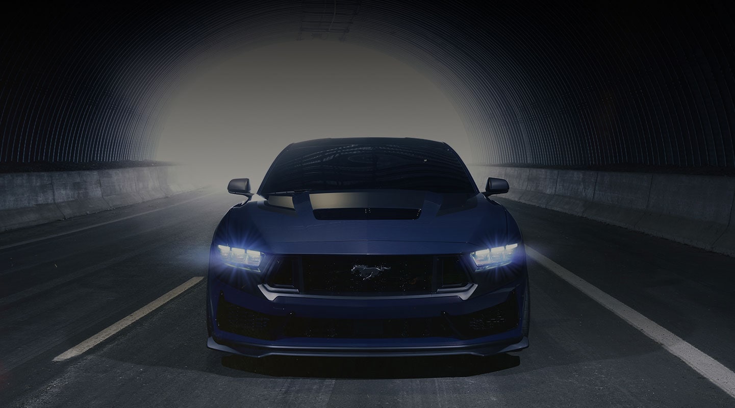 Motor V8, 500 Caballos y 418 de Torque en Auto Deportivo Ford Mustang Dark Horse 2024