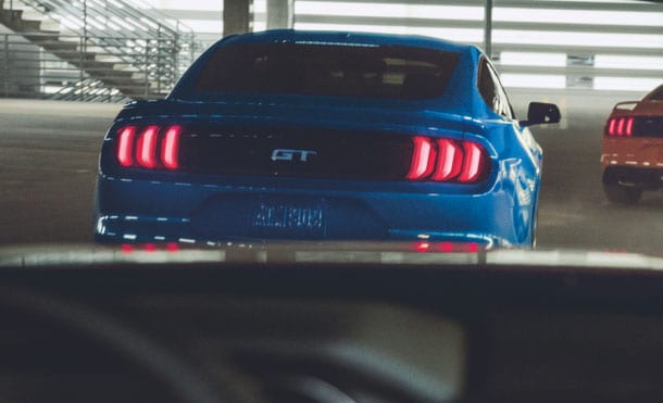 Auto Deportivo Ford Mustang 2022 con Tecnología Semiautónoma para tu Seguridad