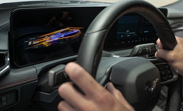 Tablero con Pantalla y panel de instrumentos en Pantalla LED de Ford Mustang 2026