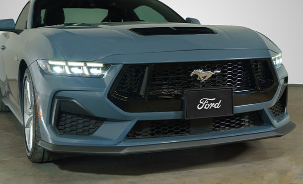 Accesorios Ford Mustang 2024 para mejorar apariencia deportiva con Splitter Delantero