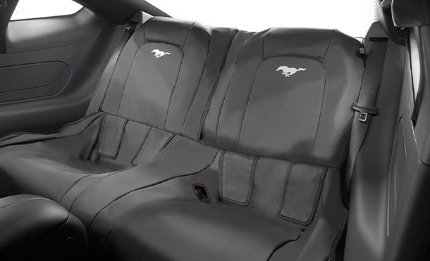 Conoce el Accesorio que brinda protección a los asientos traseros de tu Ford Mustang 2024