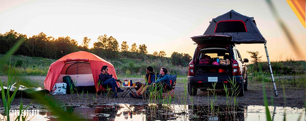 Disfruta de la naturaleza con las soluciones para camping de las Camionetas Ford