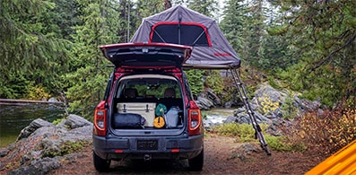 Conoce el equipamiento de serie y accesorios Ford para una salida a la naturaleza inolvidable