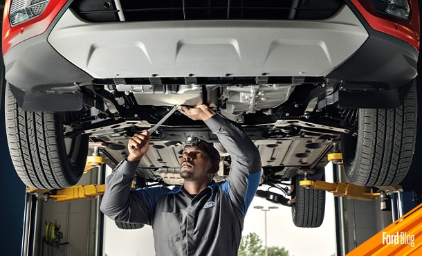 Los Servicios Mayores de Mantenimiento Ford consisten en revisión y cambio de componentes. Conócelos