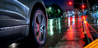 Conoce lo que debes y no hacer al manejar tu auto en la noche por seguridad