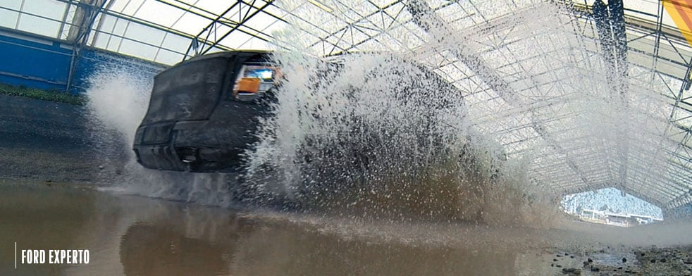 Descubre el significado de aquaplaning y por qué es peligroso al manejar en lluvia