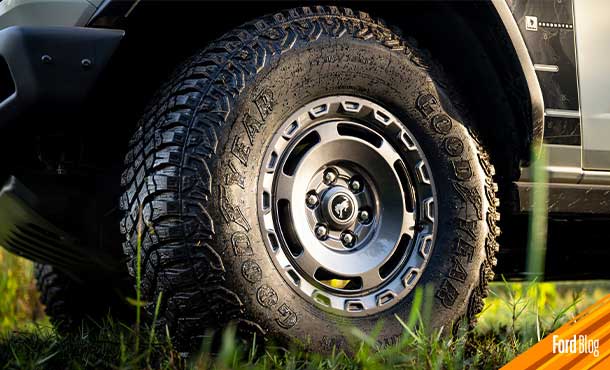 Extraodinaria Capacidad de Vadeo Ford Bronco Everglades se puede sumergir hasta 92cm en inundaciones