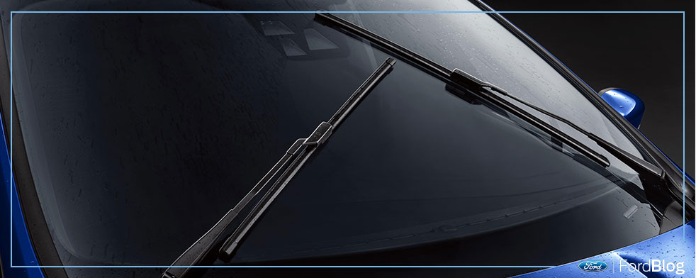 Limpiaparabrisas de un auto Ford en perfecto estado